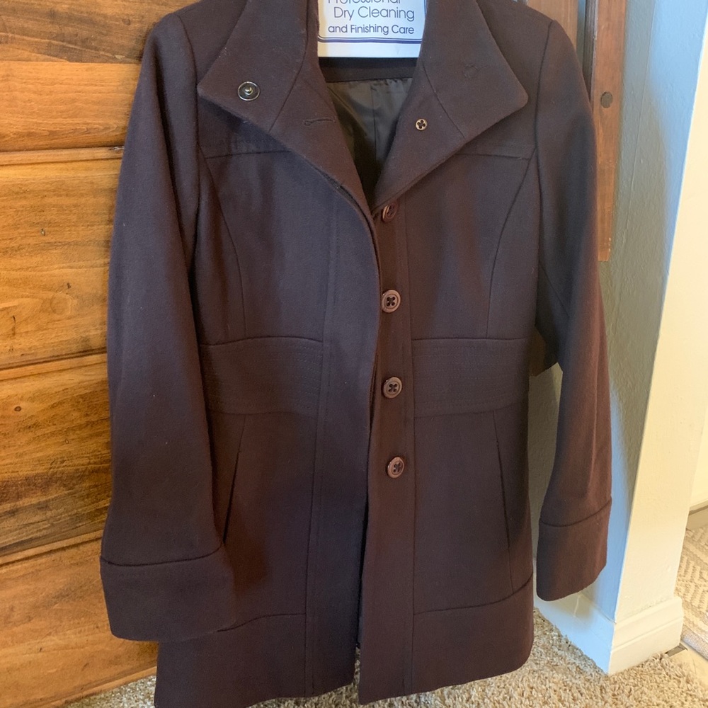 Brown women’s peacoat